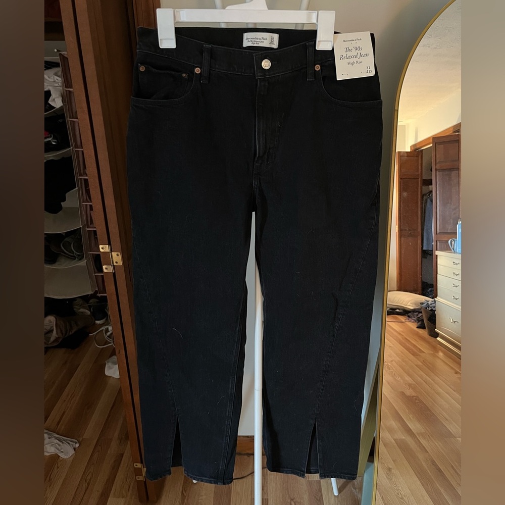 Abercrombie and Fitch The 90s Relaxed Jean 12S